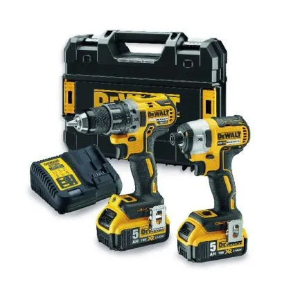 ACCU 2PACK DEWALT DCK268P2T