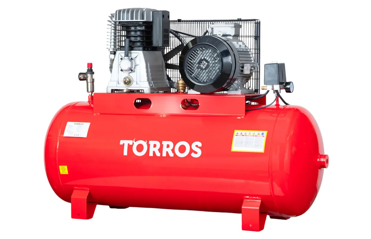 Zuigercompressor riemaandrijving met olie ketel 270 L 5,5 kW / 7,5 Pk 10 bar 820 l/min 400V Torros
